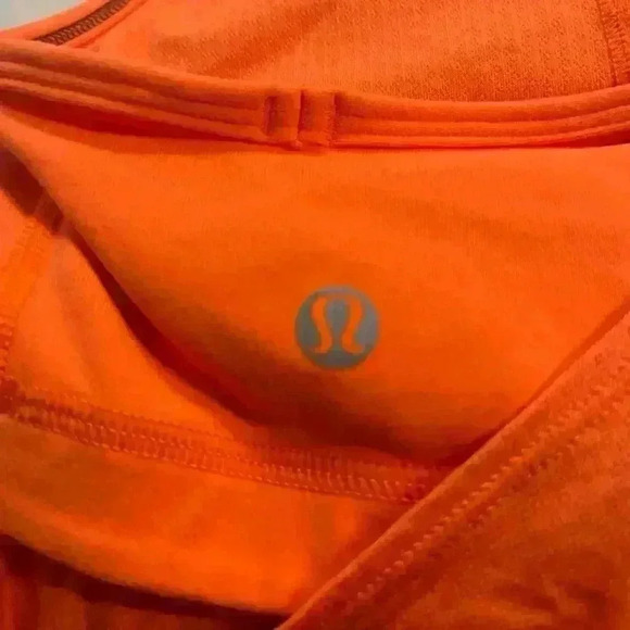 LuLuLemon Racer Back Tank with Built in Sports Bra - Picture 6 of 10